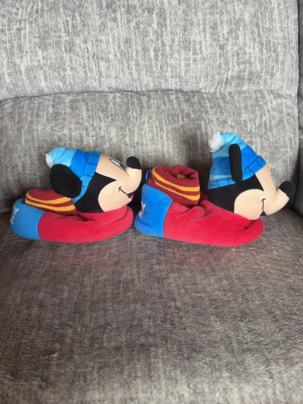 Disney Mickey Mouse Plush Slippers Kids Size 7/8 Red Blue